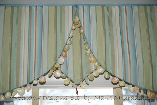 Layered valance with seashells